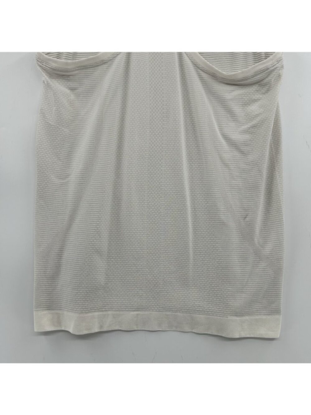 Lululemon Swiftly Tech Racerback Tank Top 2.0 Lightweight Women Size 8 White Gym - Picture 10 of 14